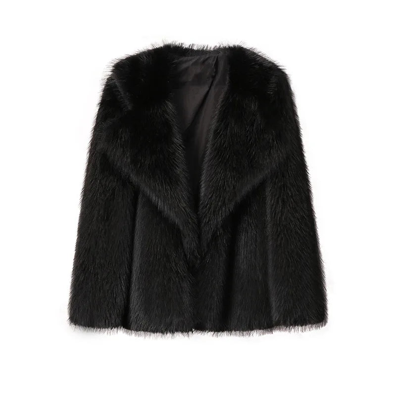 Ema - Slanke Faux Fur Mantel